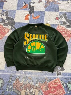 Vintage Seattle super Sonics crewneck